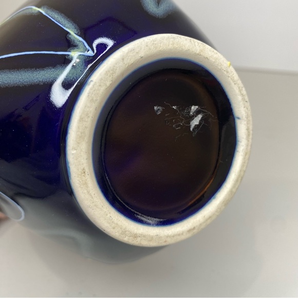 Vintage Abstract Ceramic Vase Blue Swirl Drip Glaze - Picture 4 of 5